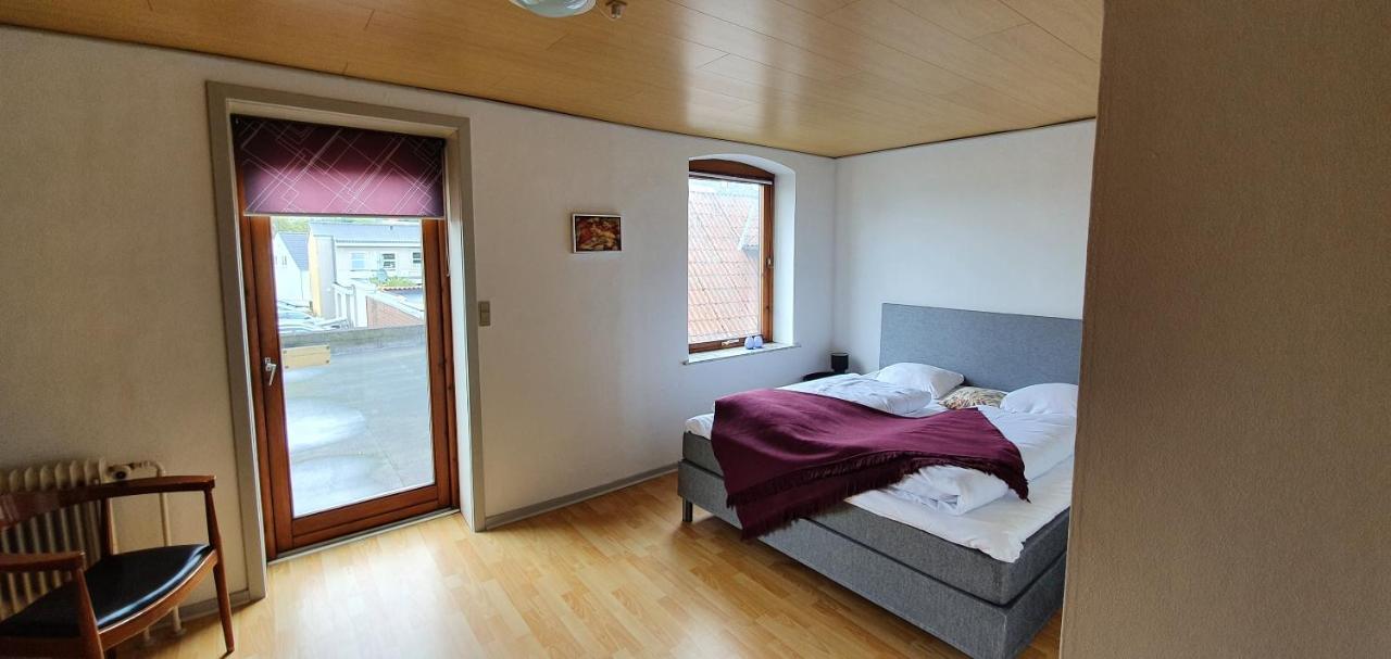 Det Gamle Radhus Hotel Grasten Bagian luar foto