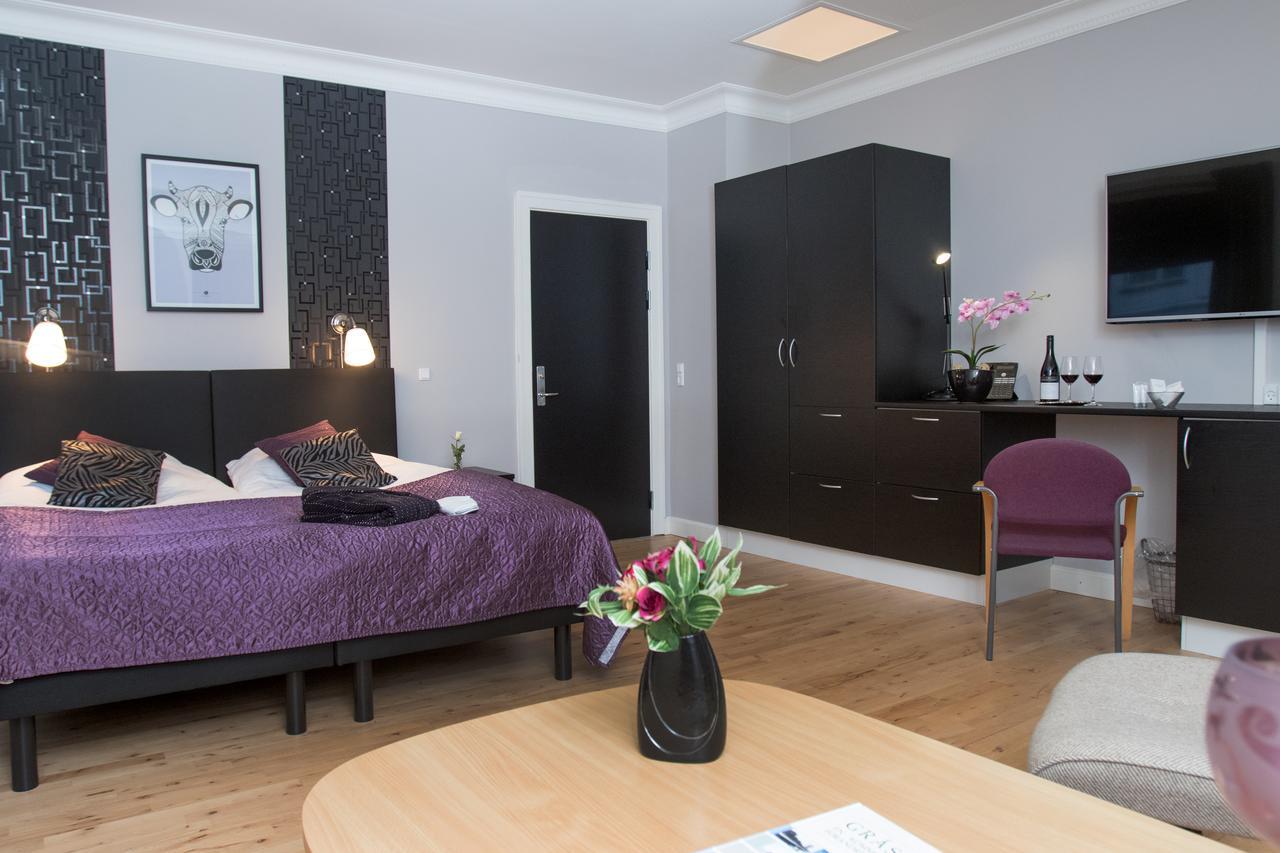 Det Gamle Radhus Hotel Grasten Bagian luar foto
