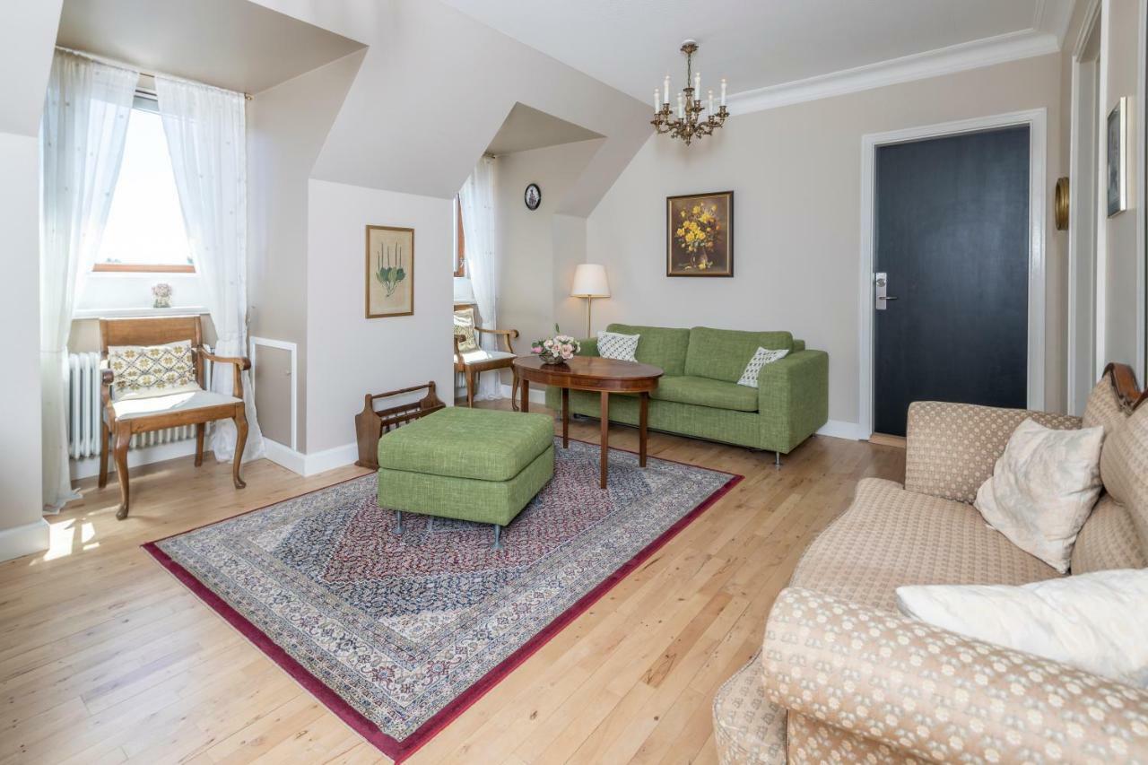 Det Gamle Radhus Hotel Grasten Bagian luar foto